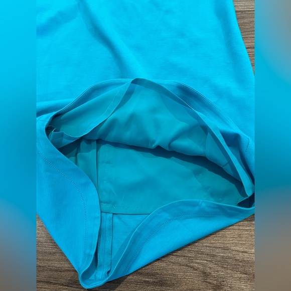 NWT! Trina Turk Tropical Ponte Sculpture Dress with Beaded Neckline Size 6 - Picture 9 of 13